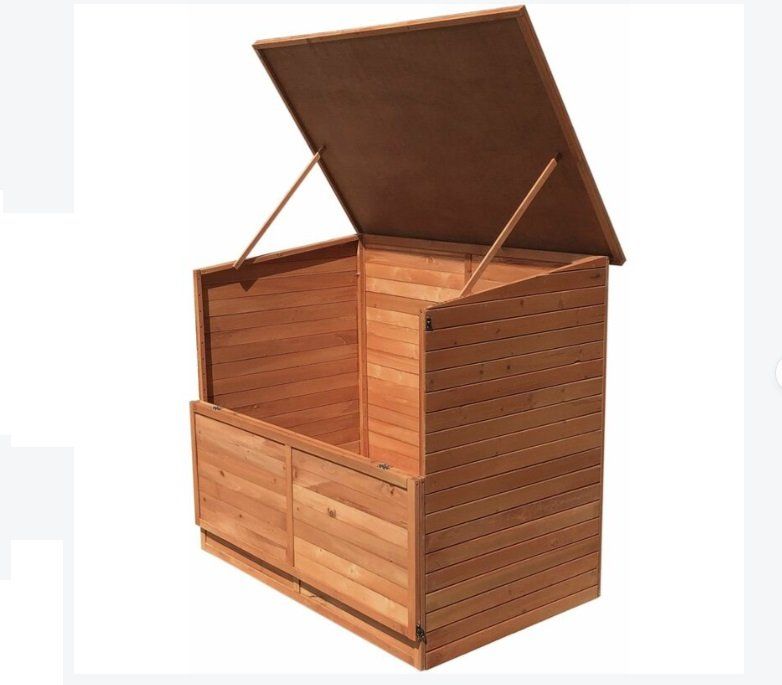 Caseta elevada de madera